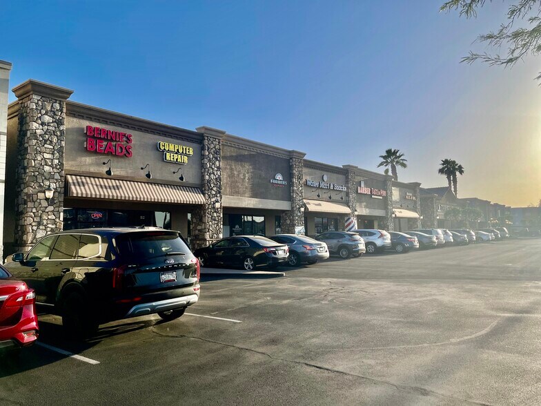 More Photos Of 1245-1305 W Guadalupe Rd, Mesa Unknown For Lease