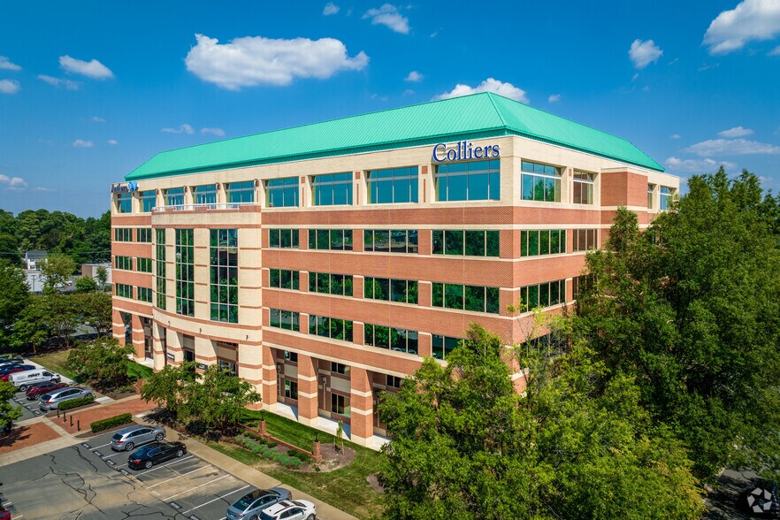 More Photos Of 2221 Edward Holland Dr, Richmond Office For Lease