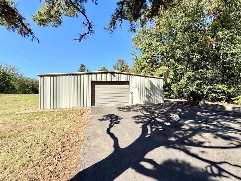 More Photos Of 15288 AR-22, Dardanelle Office For Sale