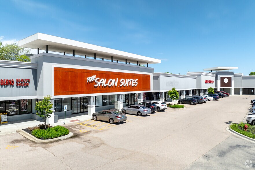 More Photos Of 1302-1430 Algonquin Rd, Algonquin Unknown For Lease