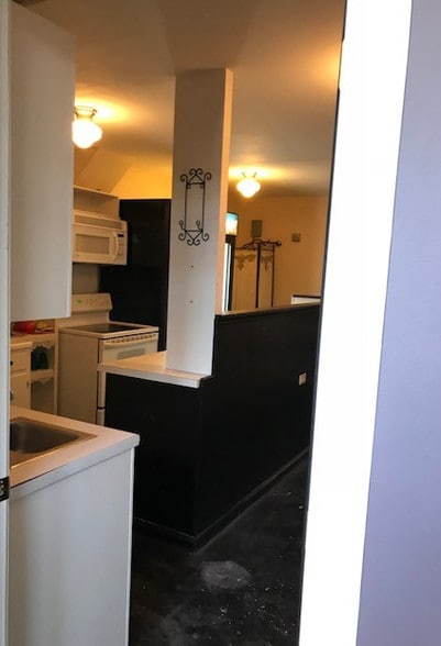More Photos Of 208 S Bois D Arc St, Forney Storefront Retail Office For Lease