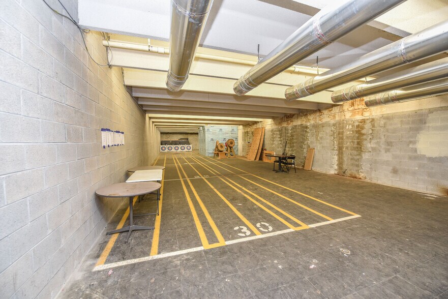 More Photos Of 208 N Main St, Ashland City Freestanding For Sale