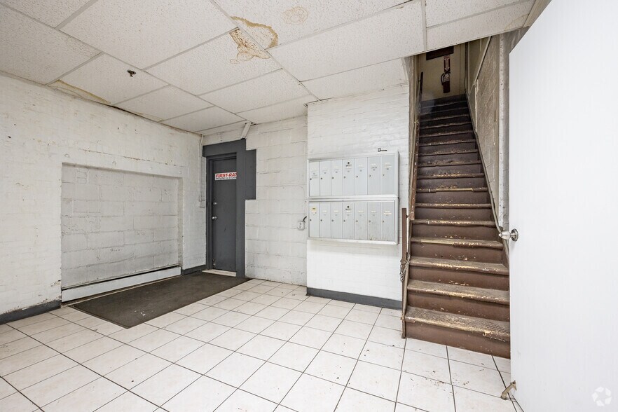 More Photos Of 163 Shaw Ave, Irvington Warehouse For Lease