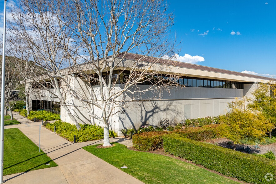 More Photos Of 29701 Agoura Rd, Agoura Hills Light Manufacturing For Lease