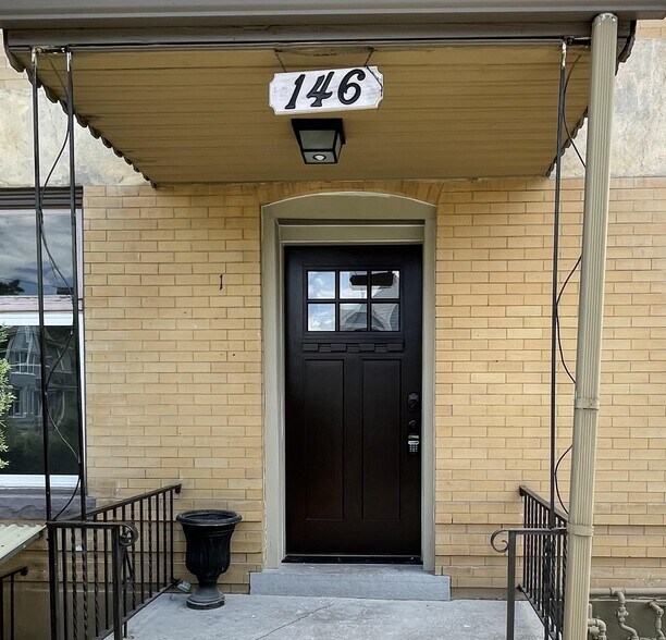 More Photos Of 146 N Logan St, Denver Specialty For Sale