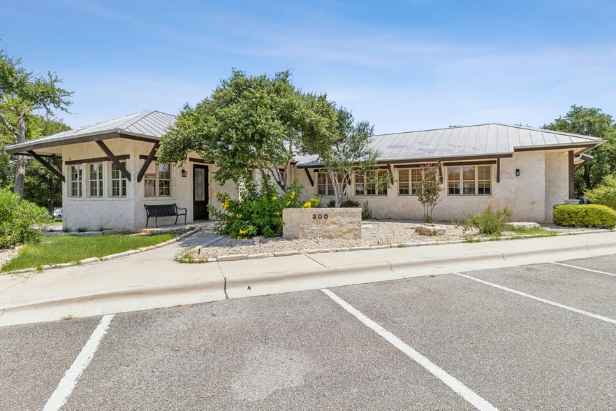 Primary Photo Of 310 Stagecoach Trl, San Marcos Office For Lease