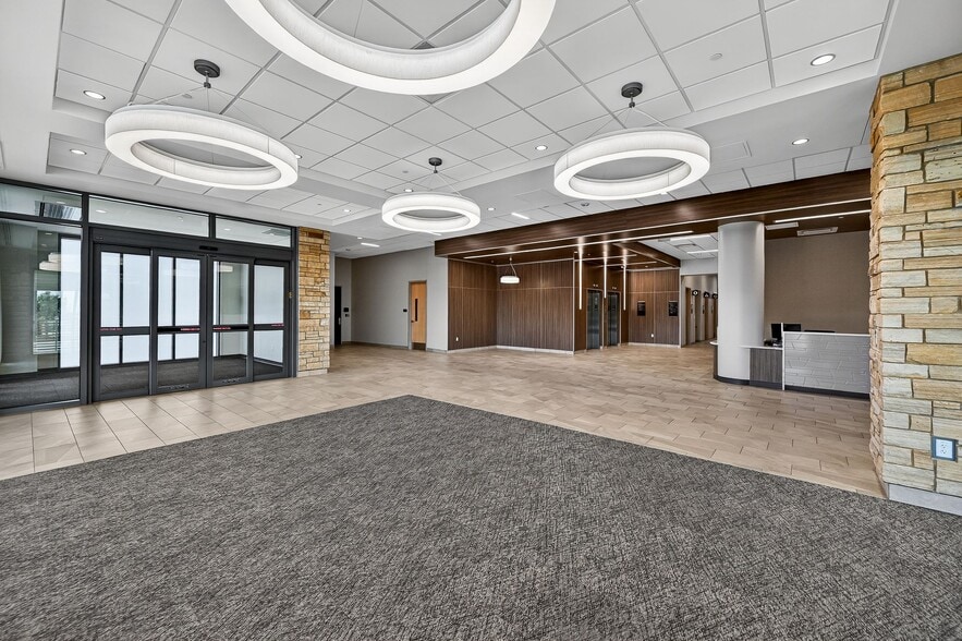 More Photos Of 9051 SSG Chris Falkel Dr, Highlands Ranch Medical For Lease
