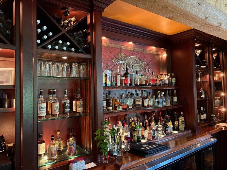 More Photos Of 1134 Washington St E, Lewisburg Restaurant For Sale