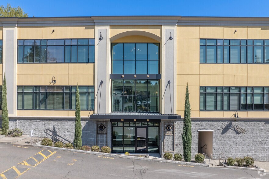 More Photos Of 17040 Pilkington Rd, Lake Oswego Office For Lease