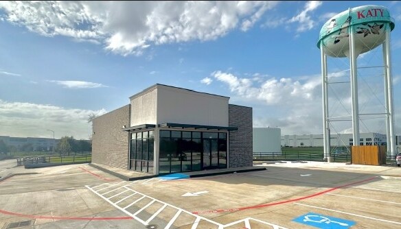 Primary Photo Of 777 Cane Island Pkwy, Katy Storefront For Sale