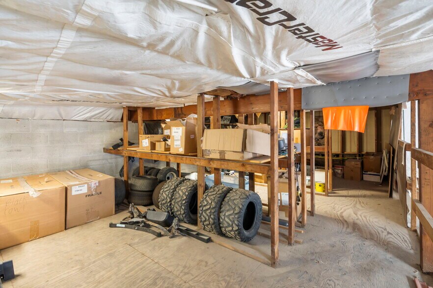 More Photos Of 26009 State Highway 39, Shell Knob Storefront Retail Office For Sale