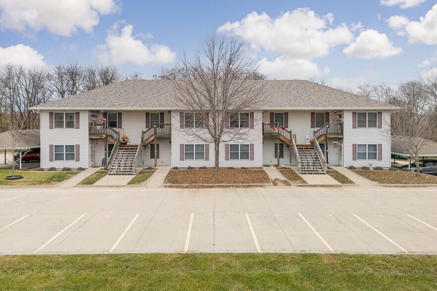 More Photos Of 2301 S Riverside Rd, Saint Joseph Apartments For Sale