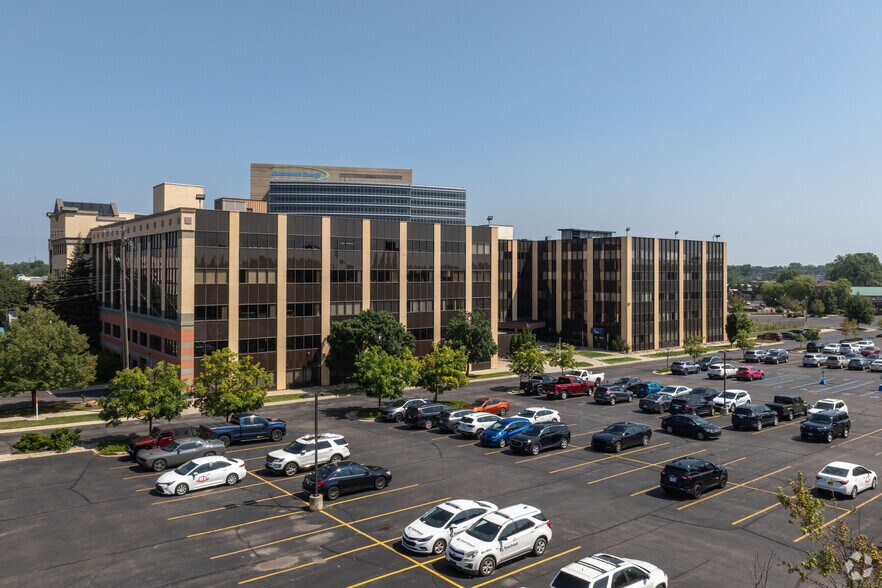 More Photos Of 209 E Washington Ave, Jackson Office For Sale