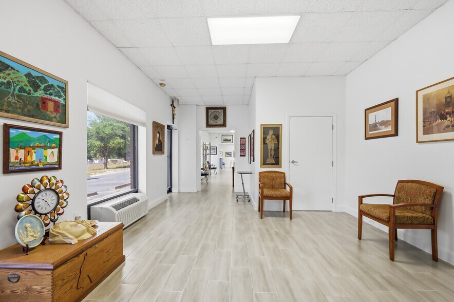 More Photos Of 30924 Suneagle Dr, Mount Dora Warehouse For Sale
