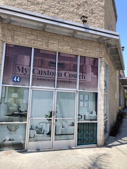 More Photos Of 9901 San Fernando Rd, Pacoima Warehouse For Lease