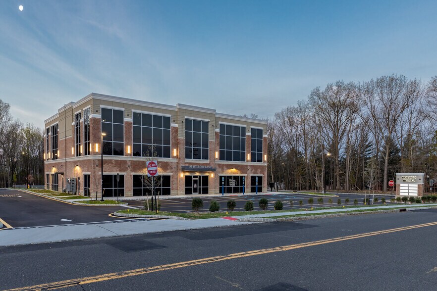 More Photos Of 55 Willow Ln, Marlboro Medical For Lease