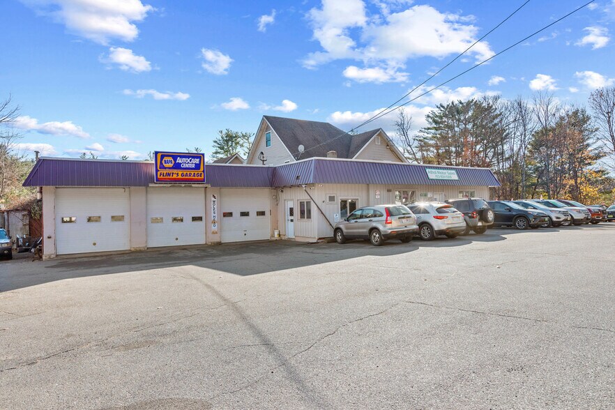 More Photos Of 990 S Main St, Athol Auto Dealership For Sale
