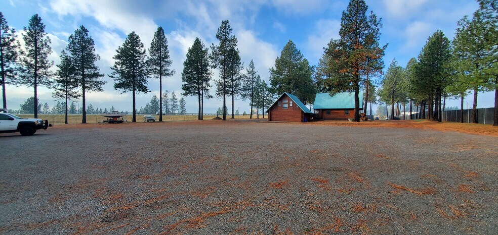 More Photos Of 4020 N Huetter Rd, Coeur d'Alene Flex For Lease