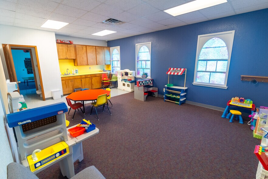 More Photos Of 906 Trimmier Rd, Killeen Religious Facility For Sale