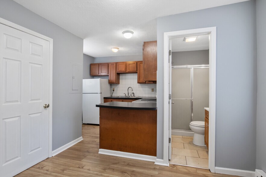 More Photos Of 1002 Butternut St, Syracuse Apartments For Sale