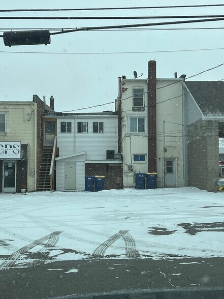 More Photos Of 111-113 N Shiawassee St, Corunna Storefront Retail Residential For Sale