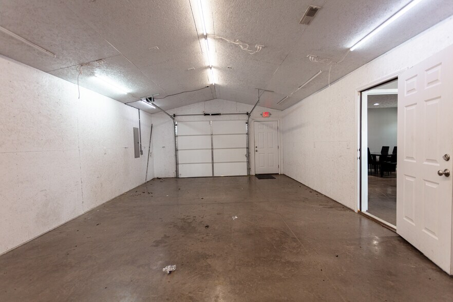 More Photos Of 1633 N Main St, Jamestown Auto Dealership For Sale