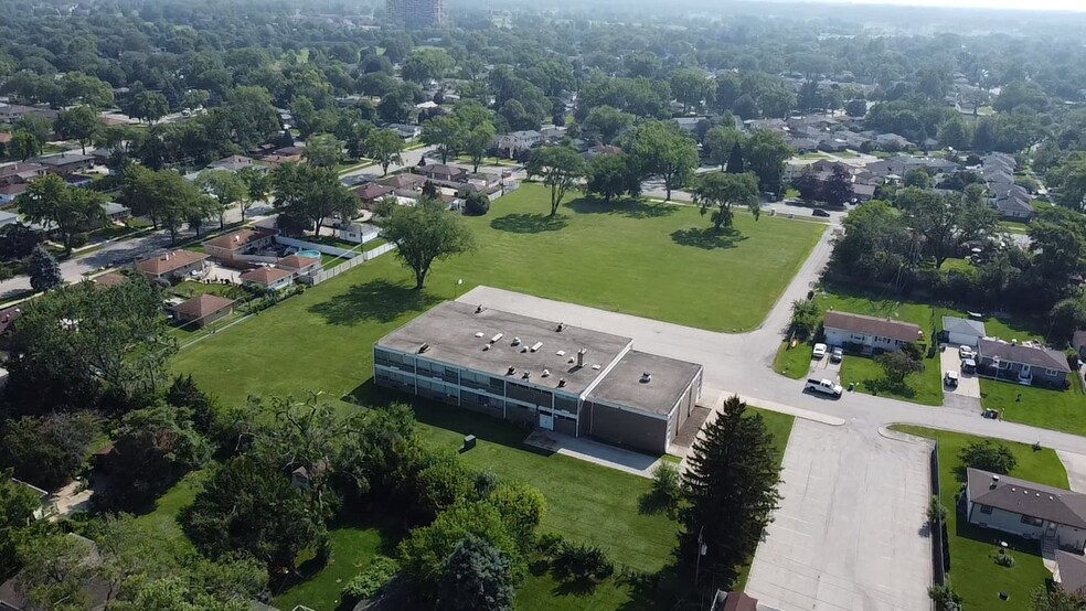 More Photos Of 848 N Mill Rd, Addison Specialty For Sale