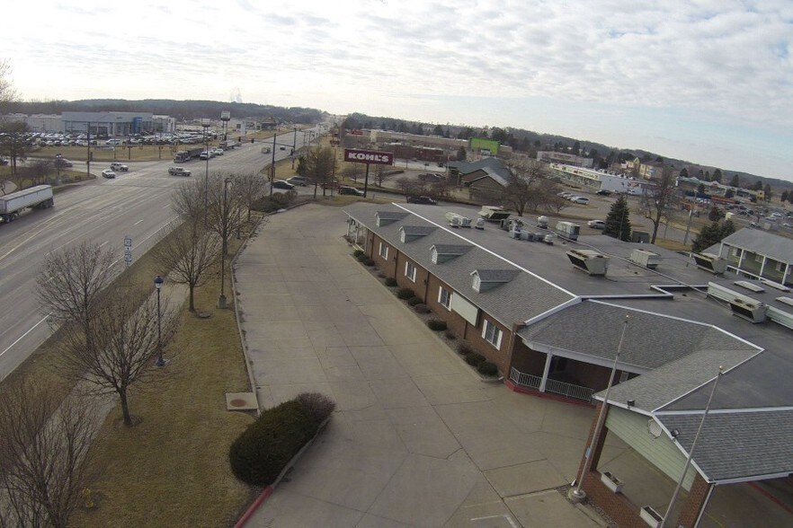 More Photos Of 2300 Lincoln Way, Clinton Hotel For Sale