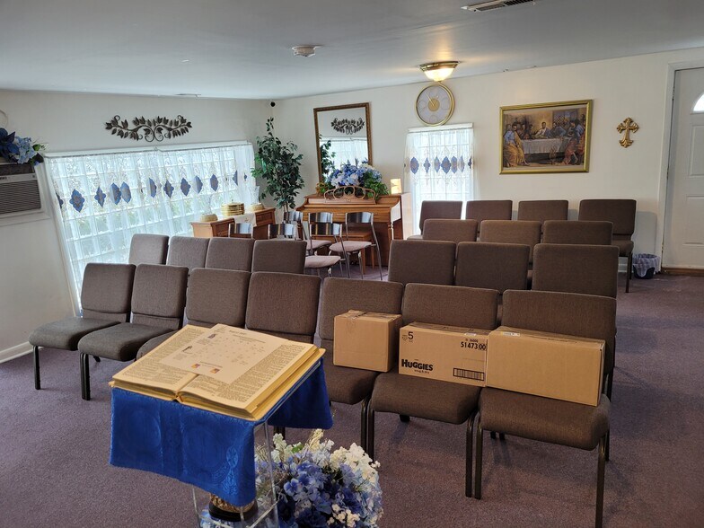 More Photos Of 12146 Somerset Ave, Princess Anne Freestanding For Sale