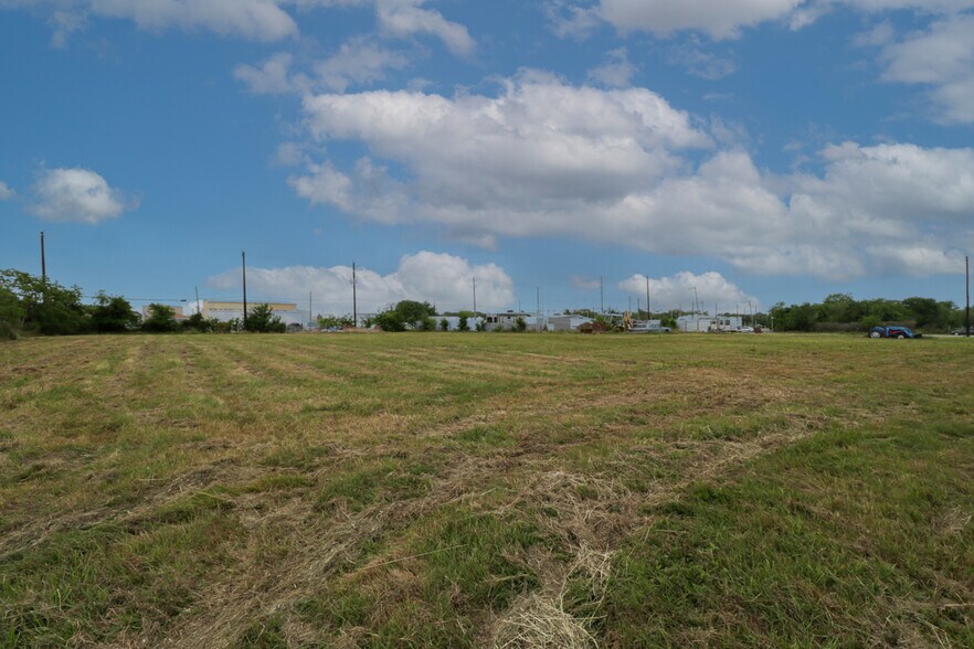 More Photos Of 6149 Spencer Hwy, Pasadena Land For Sale