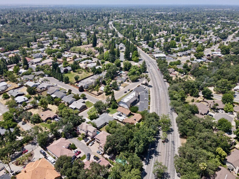 More Photos Of 9300 Madison Ave, Orangevale Office For Lease