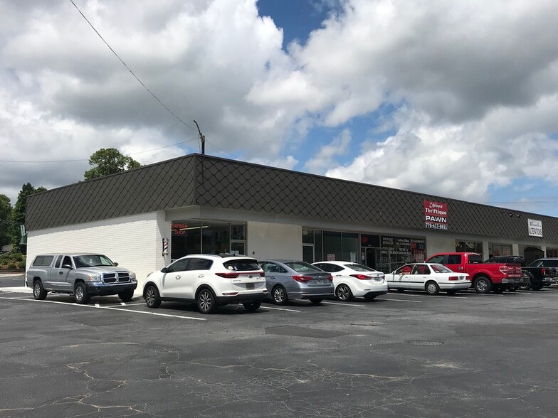 Primary Photo Of 5385 Five Forks Trickum Rd SW, Lilburn Storefront For Lease