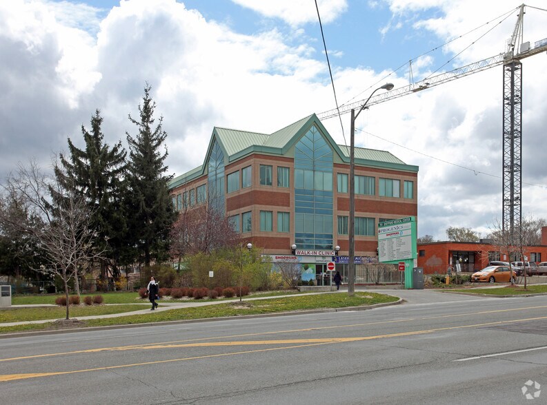 More Photos Of 701 Sheppard Ave E, Toronto Medical For Lease