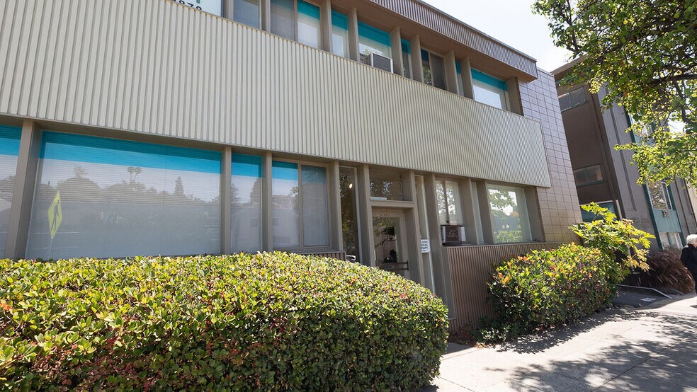More Photos Of 3718 Grand Ave, Oakland Office For Sale