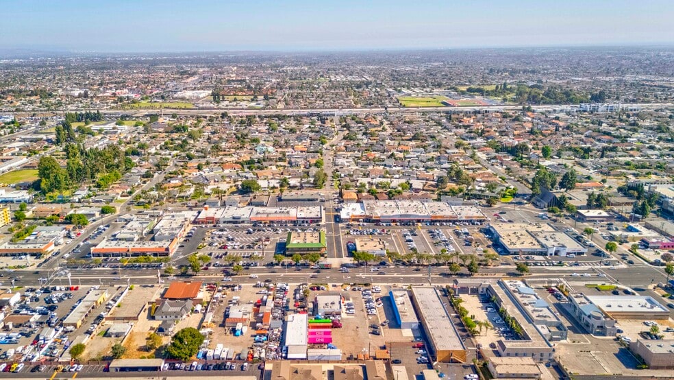 More Photos Of 9841 Garden Grove Blvd, Garden Grove Auto Dealership For Sale