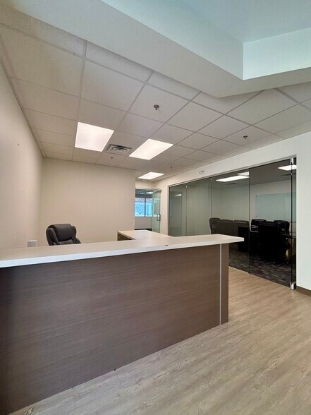 More Photos Of 72140 Magnesia Falls Dr, Rancho Mirage Office Residential For Lease
