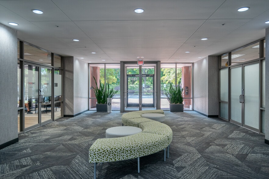 More Photos Of 4401 Waterfront Dr, Glen Allen Office For Lease