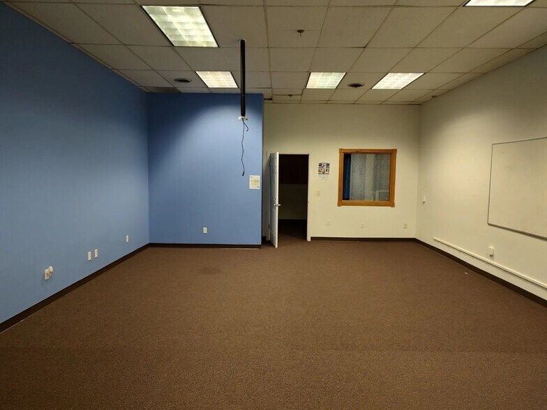 More Photos Of 326 Main St, Southbridge Storefront Retail Office For Sale