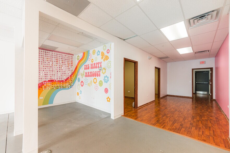 More Photos Of 241 S Main St, Bartlett Apartments For Lease