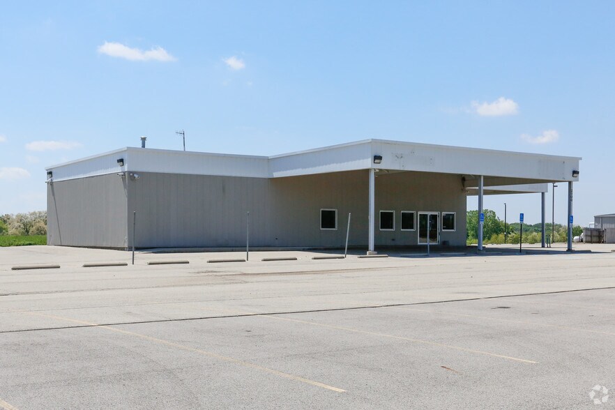 More Photos Of 2700 W National Rd, Dayton Freestanding For Sale