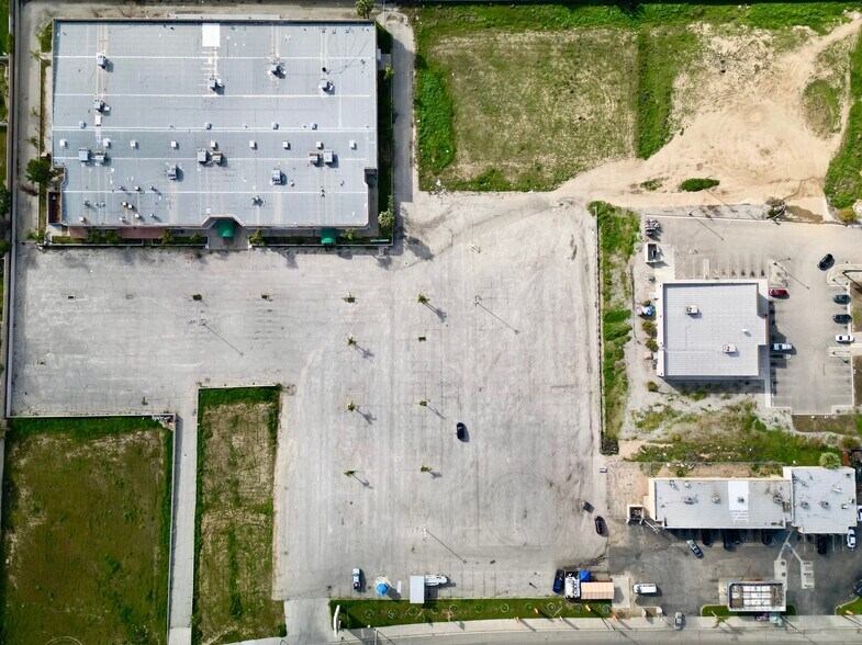 More Photos Of 1715 Morning Dr, Bakersfield Land For Sale