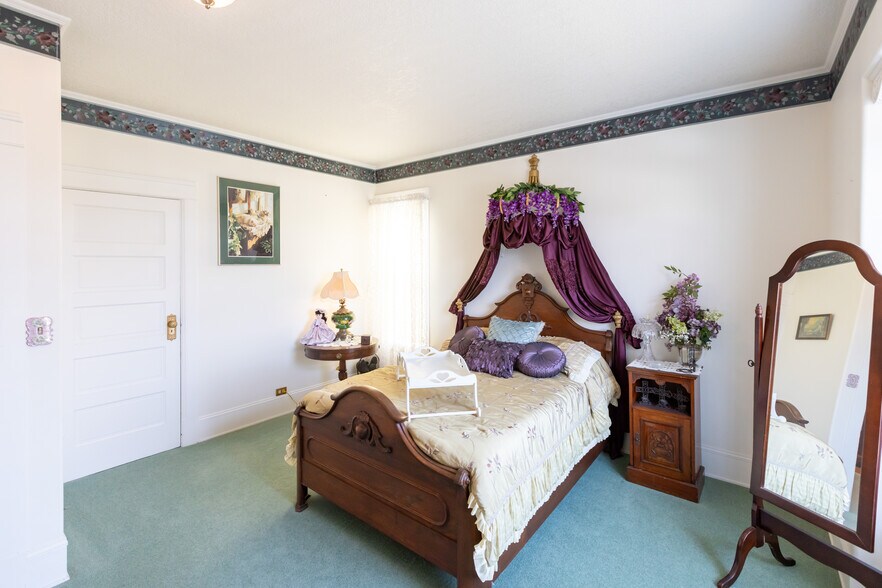 More Photos Of 620 Davis St, Wasco Specialty For Sale