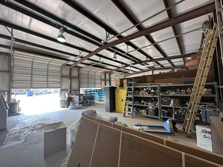 More Photos Of 13100 State Highway 191, Midland Manufacturing For Sale