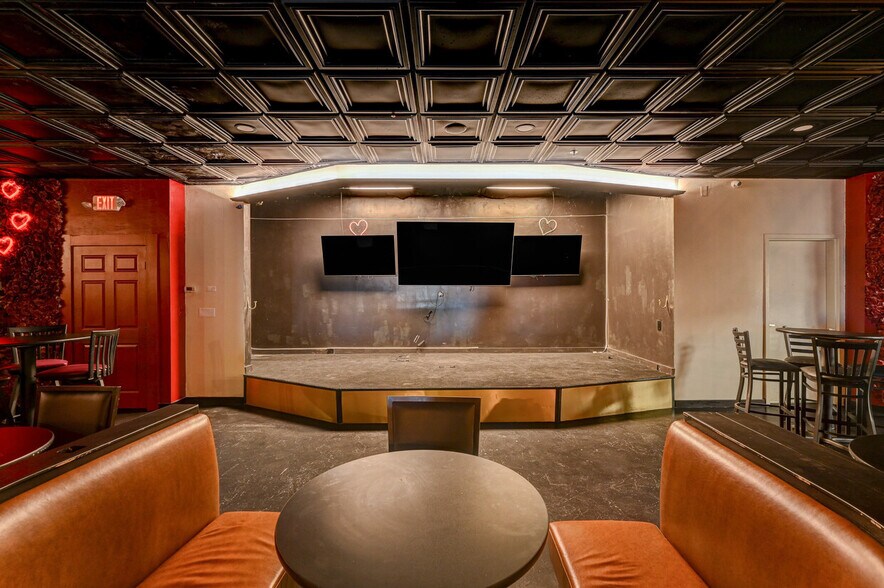 More Photos Of 4375 S Buffalo Dr, Las Vegas Storefront Retail Office For Sale