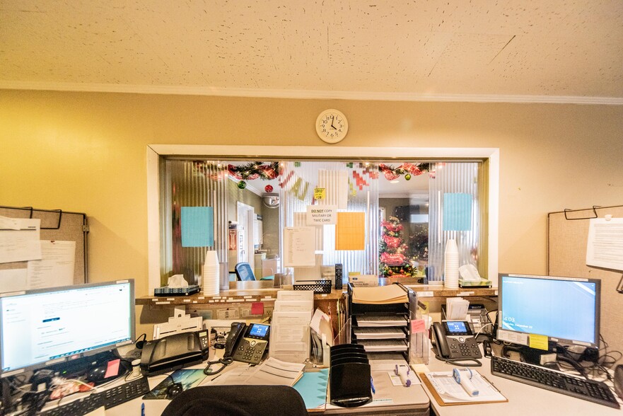 More Photos Of 2535 Broadway St, Paducah Office For Lease