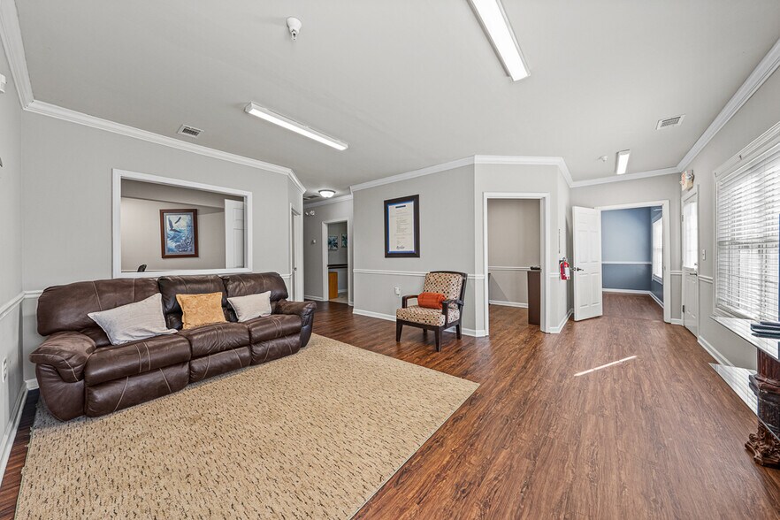 More Photos Of 3459 Acworth Due West Rd NW, Acworth Office For Sale