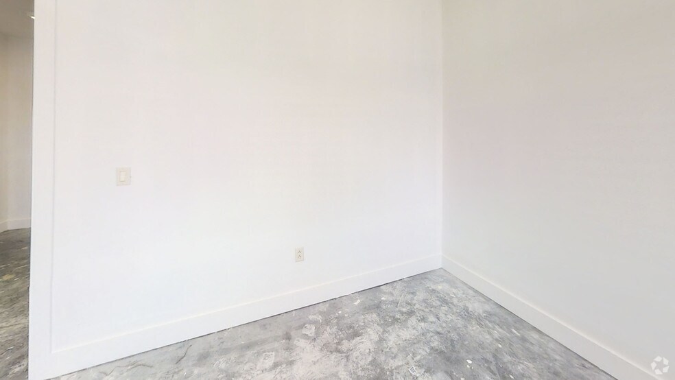 More Photos Of 2141 Utopia Ave, Nashville Flex For Lease