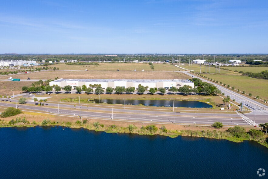 More Photos Of 351 30th St SE, Tampa Warehouse For Lease