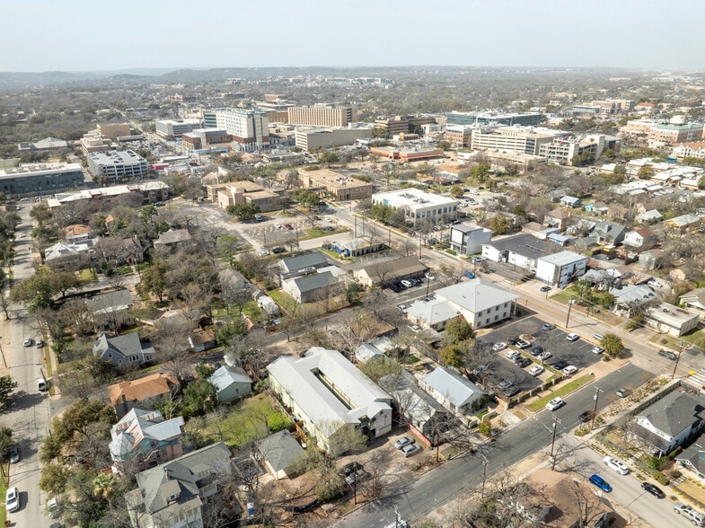 More Photos Of 3301 Kings Ln, Austin Land For Sale