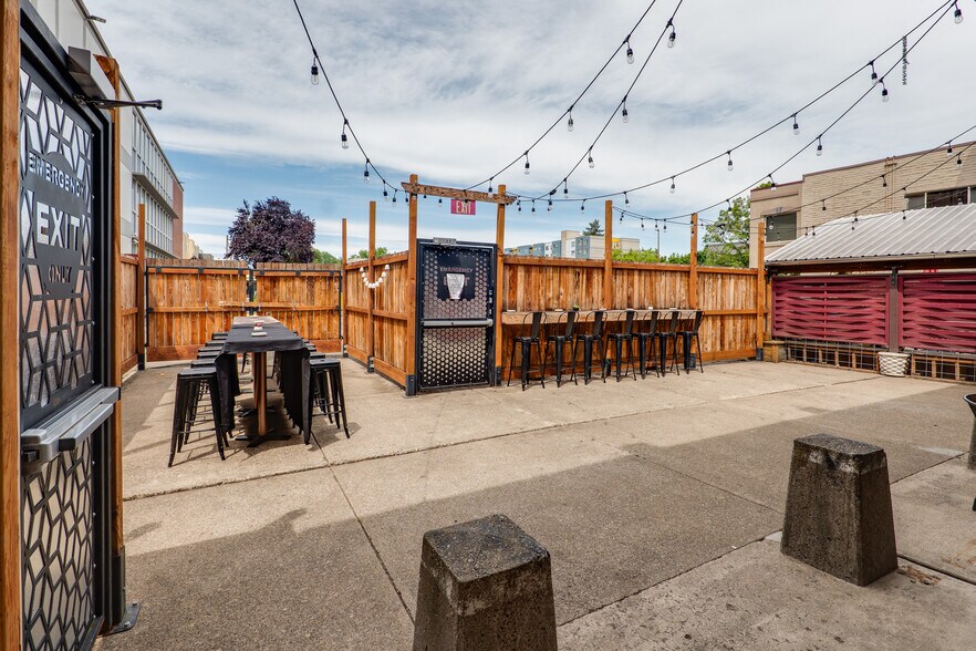 More Photos Of 844 Olive St, Eugene Restaurant For Lease